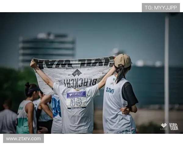 杭州飞盘队与上海飞盘队速度对决的精彩赛后分析与战术探讨